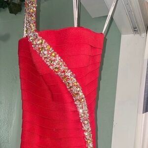 SHERRI HILL SIZE 0 RED COCKTAIL